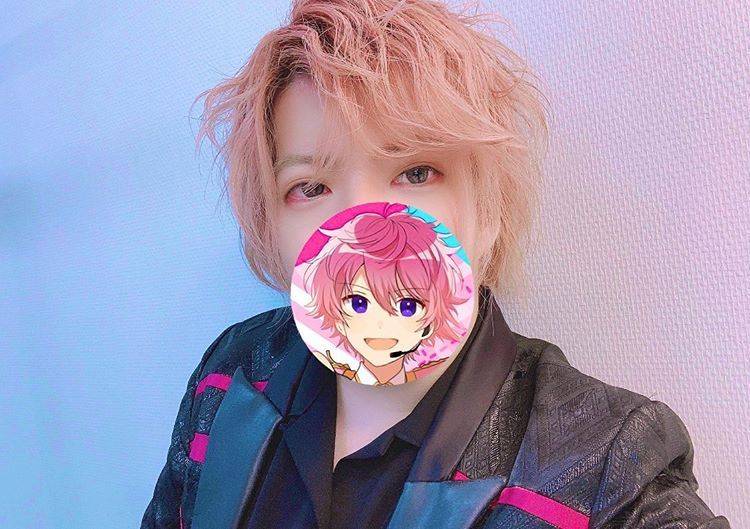 さとみ(すとぷり)の仕事の内容は？年齢や本名をチェック！ POPNEWS.info